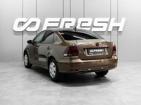 Volkswagen Polo V Рестайлинг с пробегом 2018 года, цена 1 479 000 рублей, 124513 км, седан, Автокод Объявления