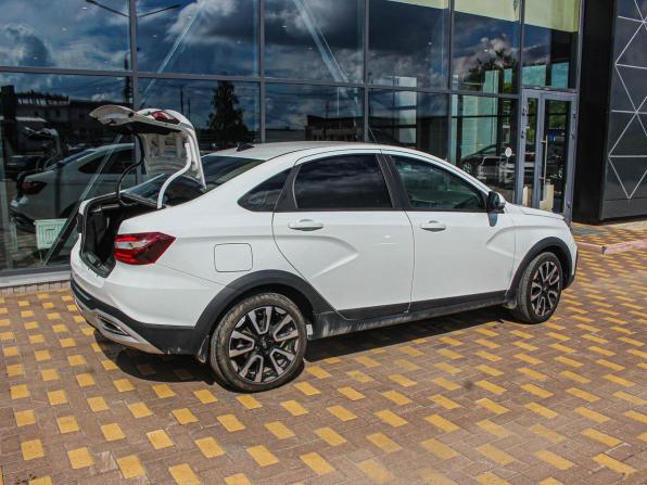 Lada (ВАЗ) Vesta I Рестайлинг (NG) с пробегом 2024 года, цена 1 387 900 рублей, 38006 км, седан, Автокод Объявления