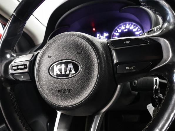 Kia Rio IV с пробегом 2017 года, цена 1 045 000 рублей, 186303 км, седан, Автокод Объявления