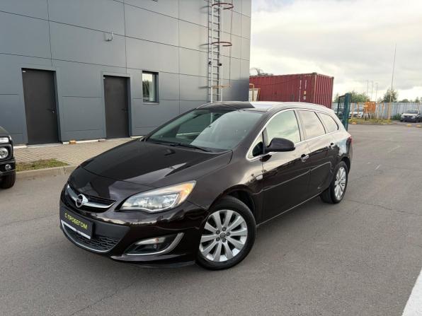 Opel Astra J Рестайлинг с пробегом 2013 года, цена 702 000 рублей, 201193 км, универсал, Автокод Объявления