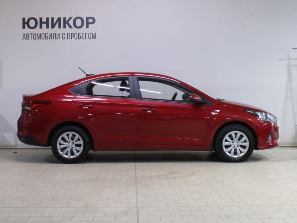 Hyundai Solaris II Рестайлинг с пробегом 2021 года, цена 1 339 000 рублей, 155456 км, седан, Автокод Объявления