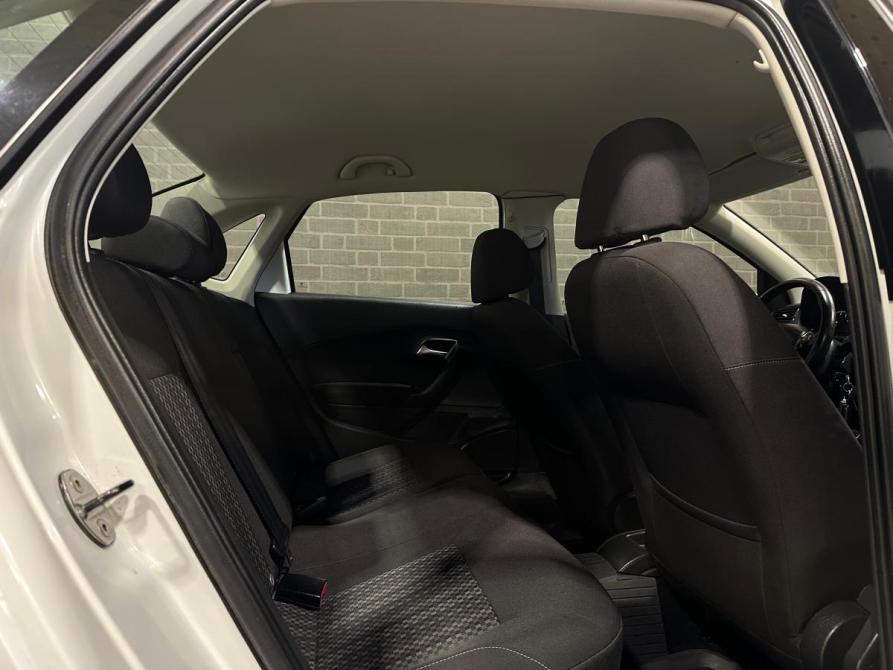 Volkswagen Polo V Рестайлинг Челябинск  - изображение 9