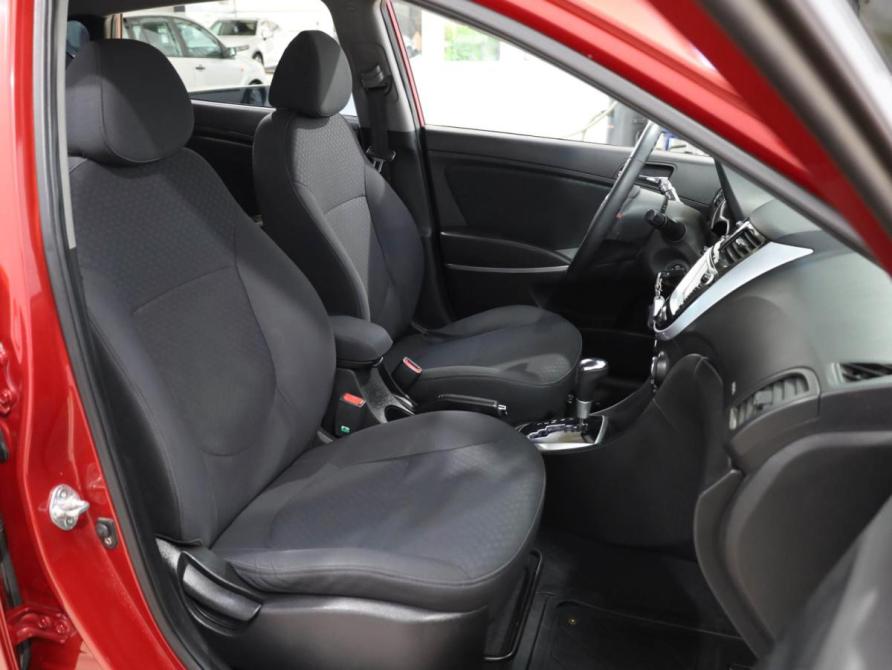 Hyundai Solaris I Ростов-на-Дону  - изображение 8