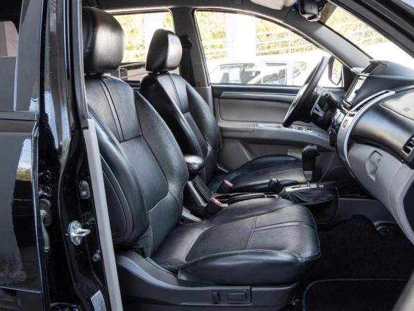 Mitsubishi Pajero Sport II Рестайлинг с пробегом 2015 года, цена 1 799 000 рублей, 200875 км, внедорожник, Автокод Объявления