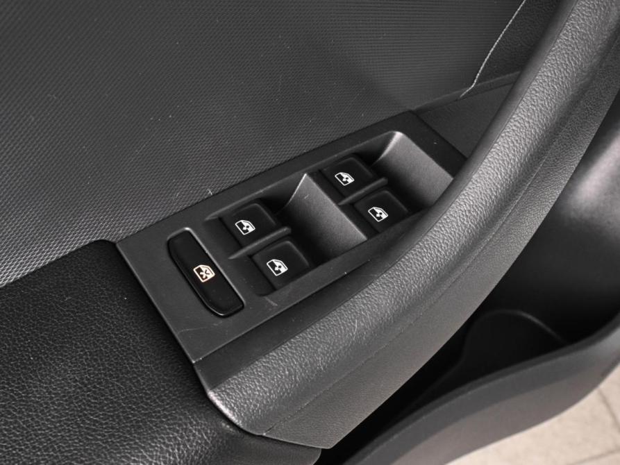 Volkswagen Polo VI Ростов-на-Дону  - изображение 16