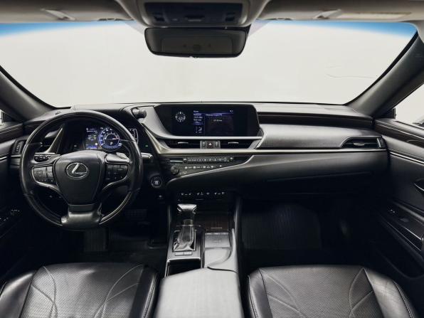 Lexus ES VII с пробегом 2018 года, цена 3 300 000 рублей, 135669 км, седан, Автокод Объявления
