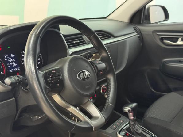 Kia Rio IV Рестайлинг с пробегом 2021 года, цена 1 797 000 рублей, 62513 км, хэтчбек, Автокод Объявления