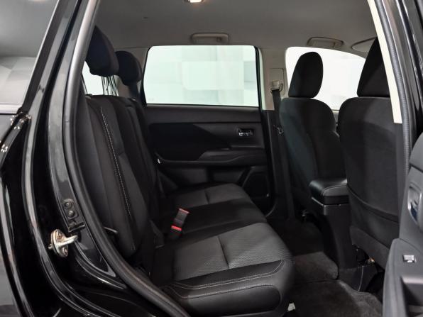 Mitsubishi Outlander III Рестайлинг 3 с пробегом 2019 года, цена 2 200 000 рублей, 106660 км, внедорожник, Автокод Объявления