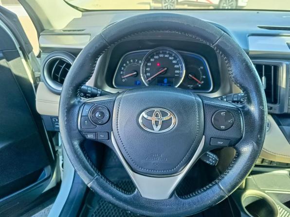 Toyota RAV4 IV (XA40) Рестайлинг с пробегом 2015 года, цена 2 029 000 рублей, 160000 км, внедорожник, Автокод Объявления