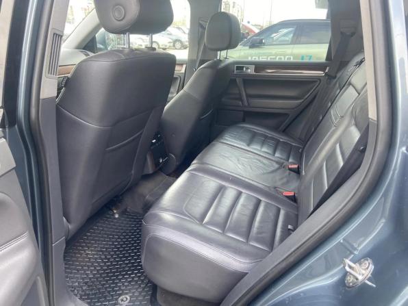 Volkswagen Touareg I Рестайлинг с пробегом 2008 года, цена 1 045 000 рублей, 269436 км, внедорожник, Автокод Объявления