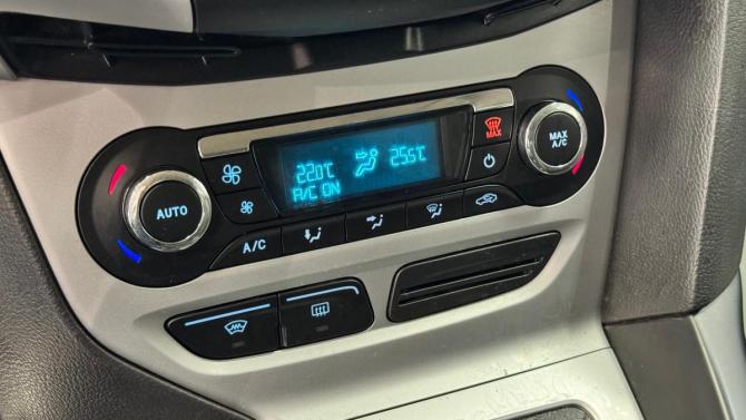 Ford Focus III с пробегом 2013 года, цена 490 000 рублей, 270000 км, седан, Автокод Объявления