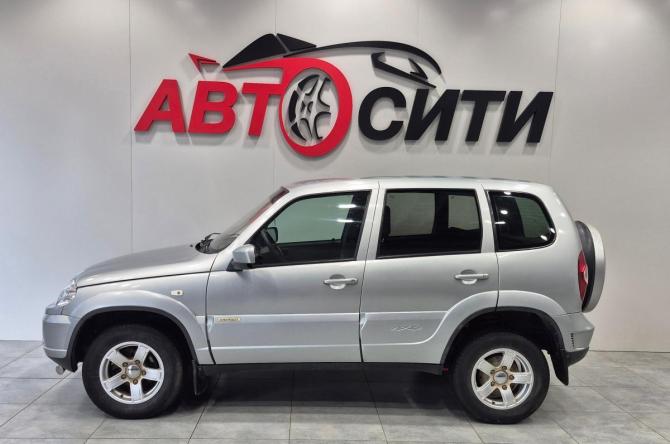 Chevrolet Niva I Рестайлинг с пробегом 2016 года, цена 640 000 рублей, 139707 км, внедорожник, Автокод Объявления