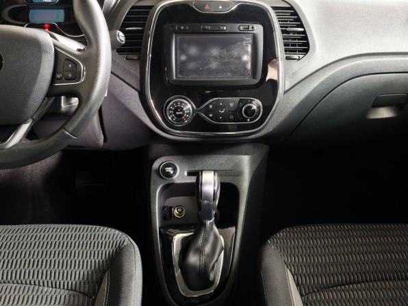 Renault Kaptur I с пробегом 2017 года, цена 1 531 000 рублей, 123428 км, внедорожник, Автокод Объявления