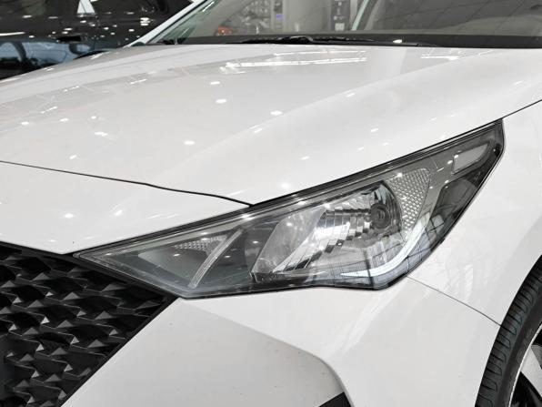 Hyundai Solaris II Рестайлинг с пробегом 2021 года, цена 995 000 рублей, 186264 км, седан, Автокод Объявления