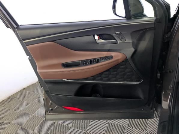 Hyundai Santa Fe IV Рестайлинг с пробегом 2021 года, цена 3 950 000 рублей, 51072 км, внедорожник, Автокод Объявления