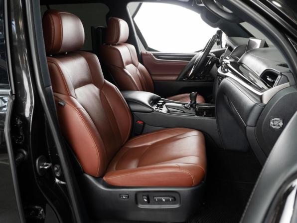 Lexus LX III Рестайлинг 2 с пробегом 2019 года, цена 10 500 000 рублей, 81447 км, внедорожник, Автокод Объявления