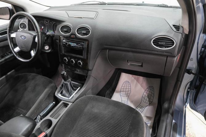 Ford Focus II с пробегом 2006 года, цена 319 000 рублей, 287000 км, седан, Автокод Объявления