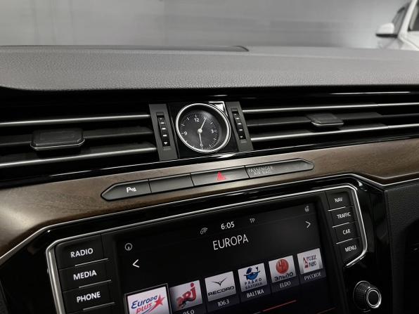 Volkswagen Passat B8 с пробегом 2015 года, цена 1 440 000 рублей, 234429 км, седан, Автокод Объявления