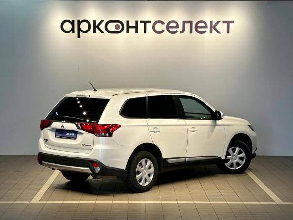 Mitsubishi Outlander III Рестайлинг 2 с пробегом 2015 года, цена 1 613 000 рублей, 145251 км, внедорожник, Автокод Объявления