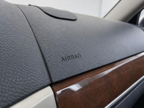 Volkswagen Touareg I Рестайлинг с пробегом 2007 года, цена 1 039 000 рублей, 295524 км, внедорожник, Автокод Объявления