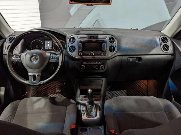 Volkswagen Tiguan I Рестайлинг с пробегом 2012 года, цена 1 095 000 рублей, 279700 км, внедорожник, Автокод Объявления
