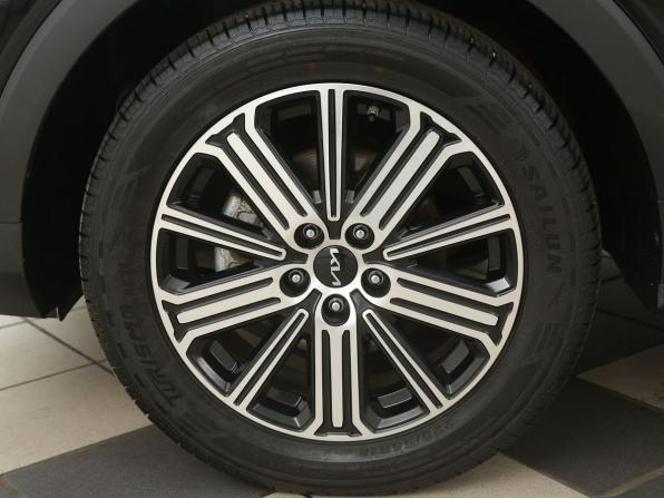 Kia Sportage V с пробегом 2022 года, цена 2 991 000 рублей, 43800 км, внедорожник, Автокод Объявления