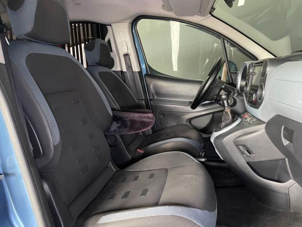 Citroen Berlingo II Рестайлинг с пробегом 2012 года, цена 599 000 рублей, 284515 км, компактвэн, Автокод Объявления