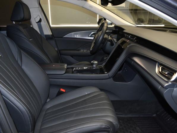 Hongqi H5 II с пробегом 2024 года, цена 3 280 000 рублей, 27497 км, седан, Автокод Объявления