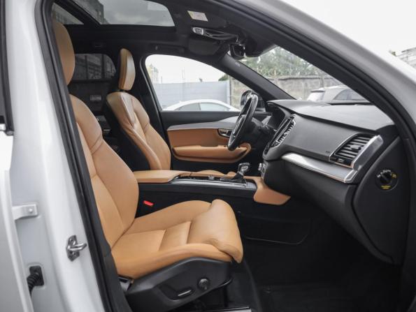 Volvo XC90 II с пробегом 2019 года, цена 2 989 000 рублей, 230000 км, внедорожник, Автокод Объявления