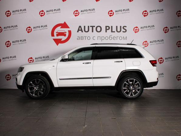Jeep Grand Cherokee IV (WK2) с пробегом 2012 года, цена 2 089 000 рублей, 218900 км, внедорожник, Автокод Объявления