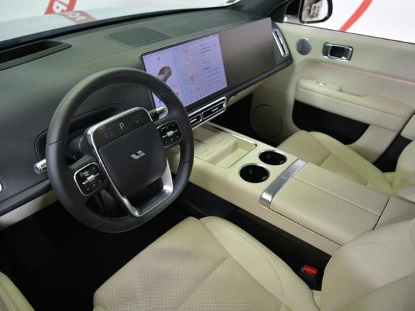 Li Auto (Lixiang) L6 с пробегом 2025 года, цена 6 190 000 рублей, 28825 км, внедорожник, Автокод Объявления