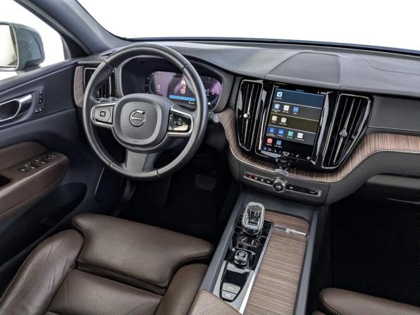 Volvo XC60 II Рестайлинг с пробегом 2021 года, цена 4 790 000 рублей, 46404 км, внедорожник, Автокод Объявления