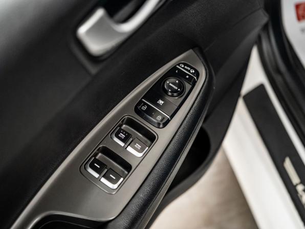 Kia Optima IV Рестайлинг с пробегом 2019 года, цена 2 120 000 рублей, 249866 км, седан, Автокод Объявления