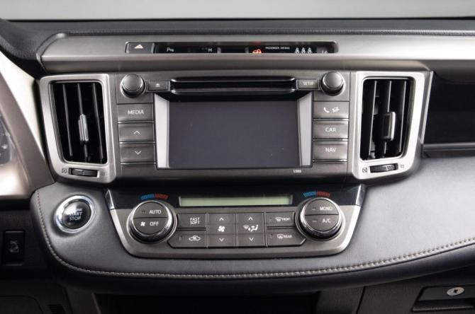 Toyota RAV4 IV (XA40) с пробегом 2013 года, цена 1 799 000 рублей, 199500 км, внедорожник, Автокод Объявления