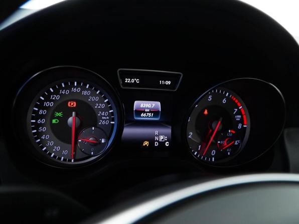 Mercedes-Benz CLA I (C117 X117) с пробегом 2015 года, цена 2 149 077 рублей, 66751 км, седан, Автокод Объявления