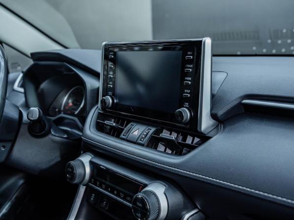 Toyota RAV4 V (XA50) с пробегом 2021 года, цена 3 100 000 рублей, 102230 км, внедорожник, Автокод Объявления