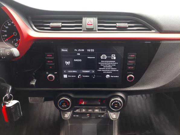 Kia Rio IV Рестайлинг с пробегом 2021 года, цена 1 920 000 рублей, 27100 км, хэтчбек, Автокод Объявления