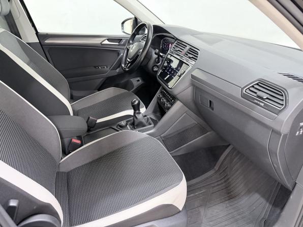 Volkswagen Tiguan II с пробегом 2019 года, цена 2 650 000 рублей, 65080 км, внедорожник, Автокод Объявления