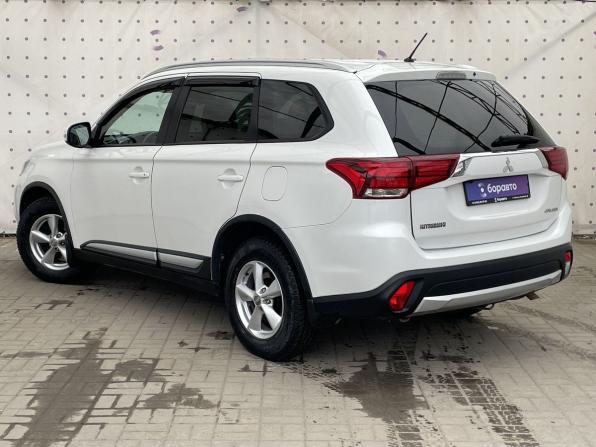 Mitsubishi Outlander III Рестайлинг 2 с пробегом 2016 года, цена 1 795 000 рублей, 108966 км, внедорожник, Автокод Объявления