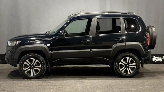 Lada (ВАЗ) Niva Travel I с пробегом 2024 года, цена 1 100 000 рублей, 37296 км, внедорожник, Автокод Объявления