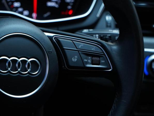 Audi A4 V (B9) Рестайлинг с пробегом 2022 года, цена 3 150 000 рублей, 100268 км, универсал, Автокод Объявления