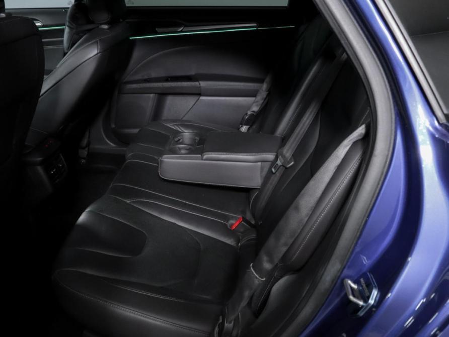 Ford Mondeo V Москва  - изображение 9