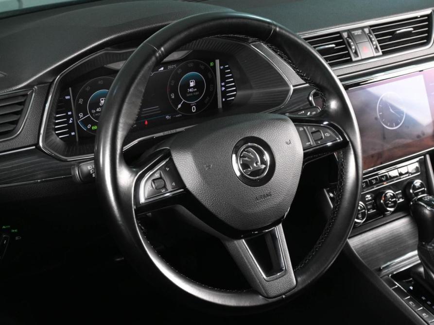 Skoda Superb III Рестайлинг Ростов-на-Дону  - изображение 12