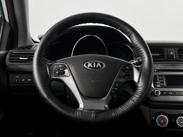 Kia Rio III Рестайлинг с пробегом 2017 года, цена 929 900 рублей, 178621 км, хэтчбек, Автокод Объявления