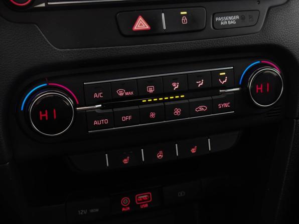 Kia Ceed III с пробегом 2019 года, цена 1 500 000 рублей, 160480 км, хэтчбек, Автокод Объявления