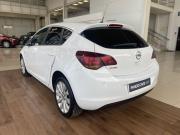 Opel Astra J Саратов  - изображение 32