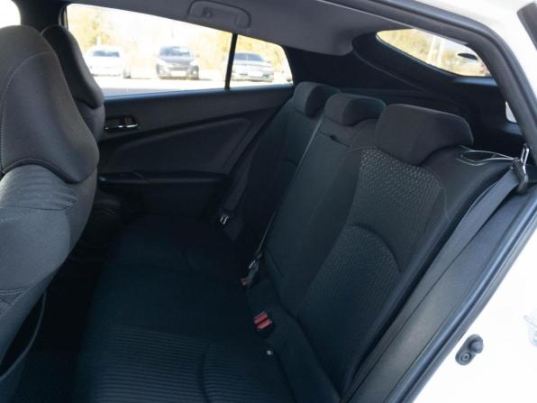 Toyota Prius IV (XW50) с пробегом 2018 года, цена 1 730 000 рублей, 137011 км, лифтбек, Автокод Объявления