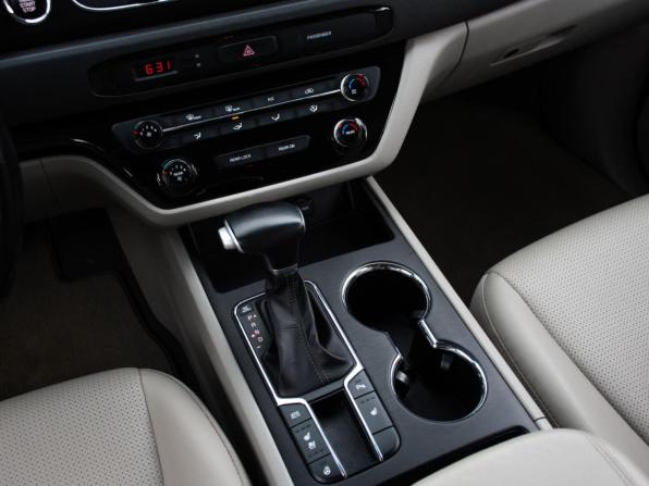 Kia Carnival III с пробегом 2020 года, цена 2 998 000 рублей, 89533 км, минивэн, Автокод Объявления