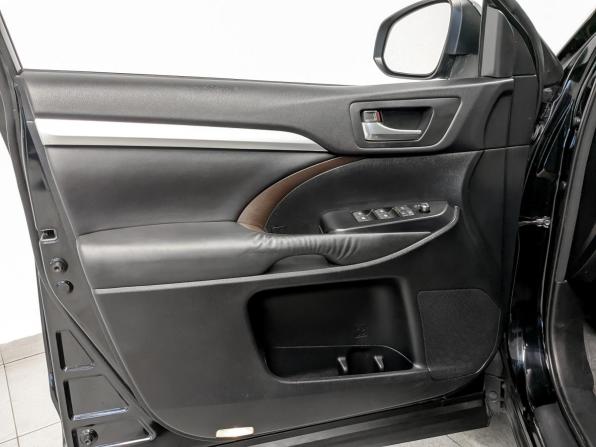 Toyota Highlander III (XU50) с пробегом 2014 года, цена 3 430 000 рублей, 74934 км, внедорожник, Автокод Объявления