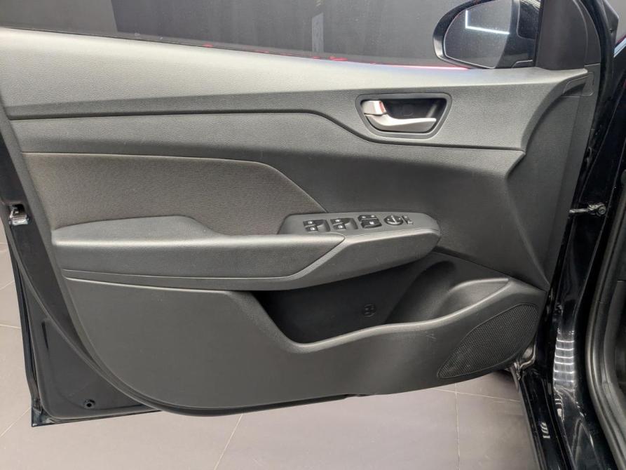 Hyundai Solaris II Москва  - изображение 9